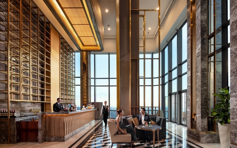 đối tượng khách hàng của Business Hotel