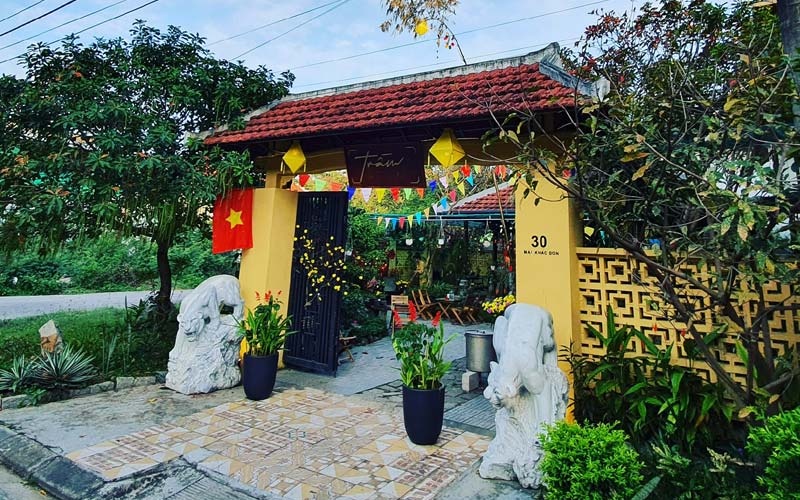 Trầm Homestay