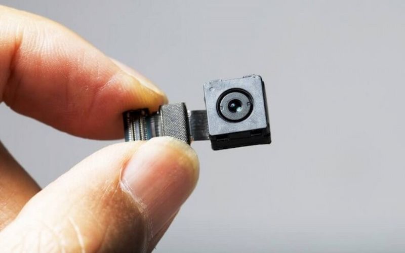 Cách Kiểm Tra Camera Ẩn Trong Khách Sạn