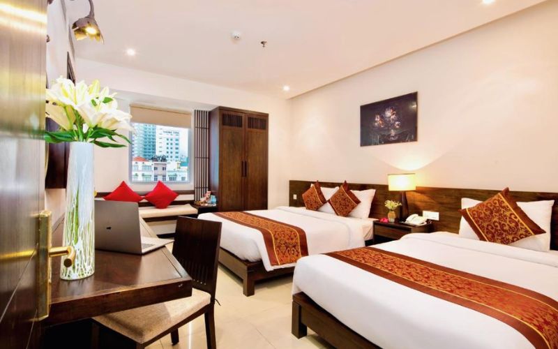 Edele Hotel