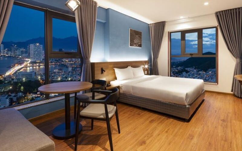 khách sạn đường phạm văn đồng nha trang​