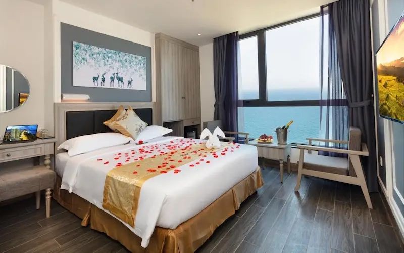 khách sạn nha trang đường trần phú