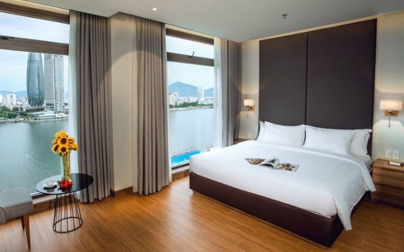 khách sạn trần hưng đạo đà nẵng​