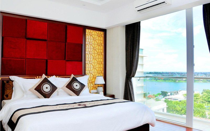 Moonlight Hotel Huế