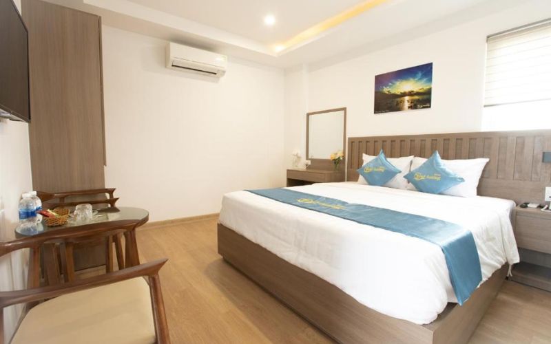 Que Huong Hotel
