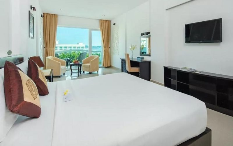 khách sạn 4 sao phan thiết​