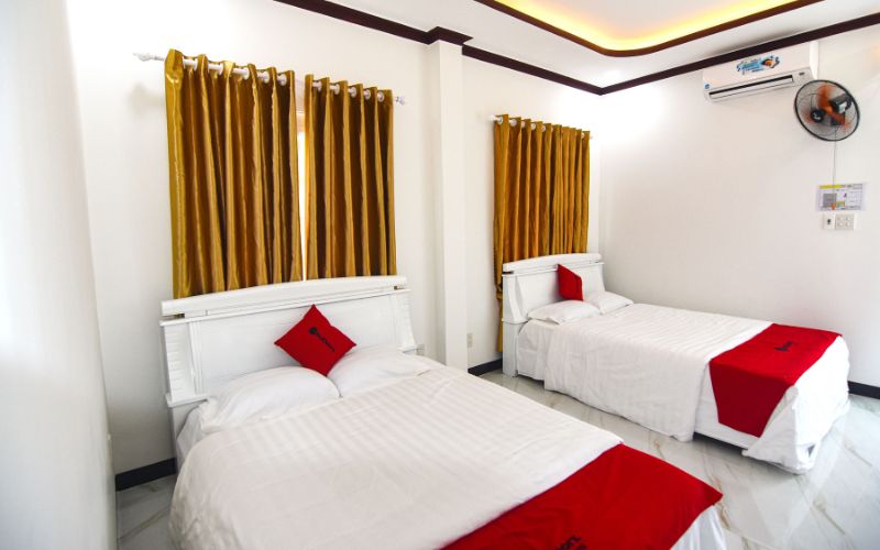 Khách sạn Hưng Thành