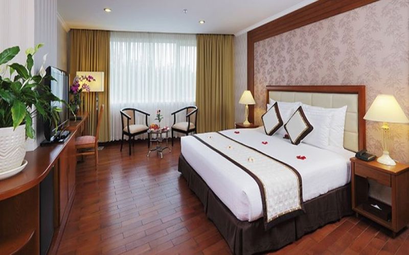 khách sạn trung tâm phan thiết​