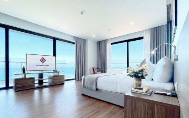 Long Thuận Hotel & Resort