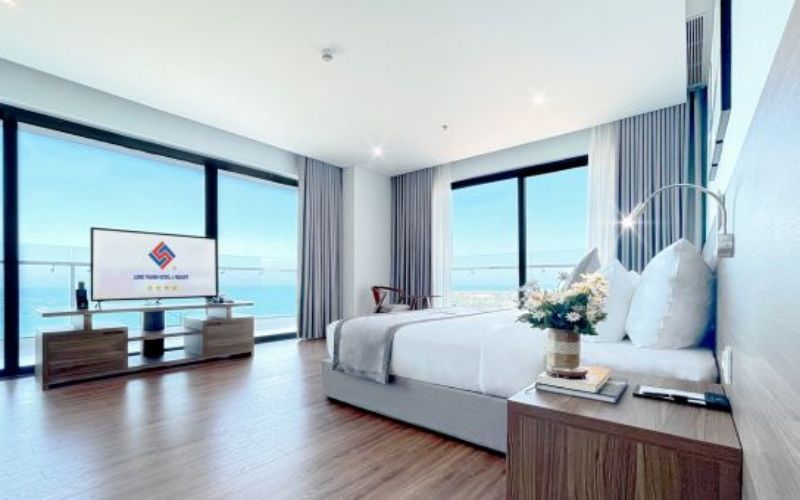 Long Thuận Hotel & Resort