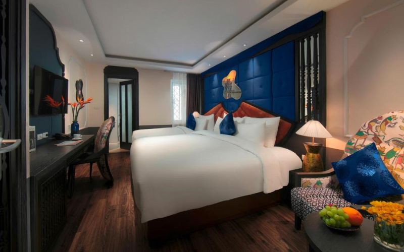 Hanoi Center Silk Classic Hotel & Travel