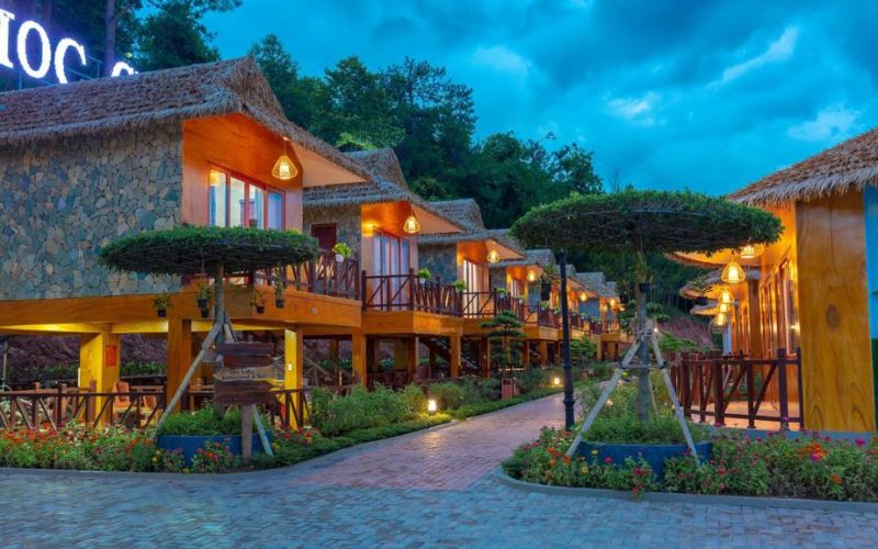 khách sạn view đẹp ở mộc châu​