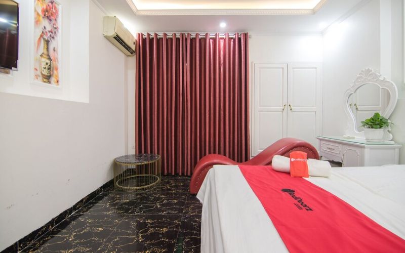 RedDoorz gần Phố Trường Chinh