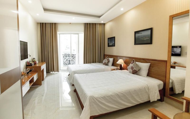 Khách Sạn 2 Sao Hạ Long