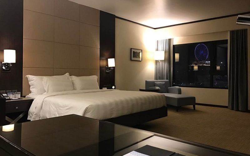 khách sạn bãi cháy hạ long​