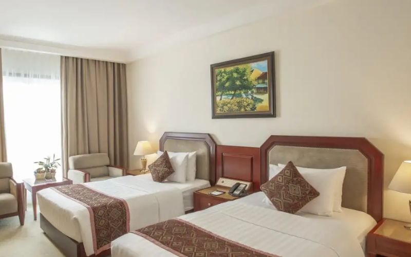 Pearl River Hotel