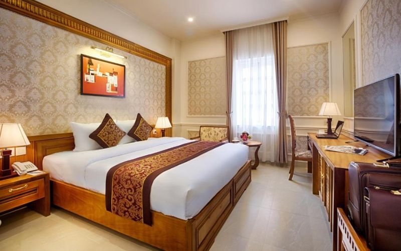 riverside-hotel-quang-binh