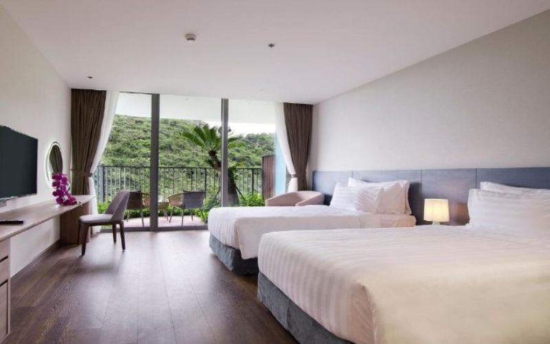 flamingo-cat-ba-beach-resort-1