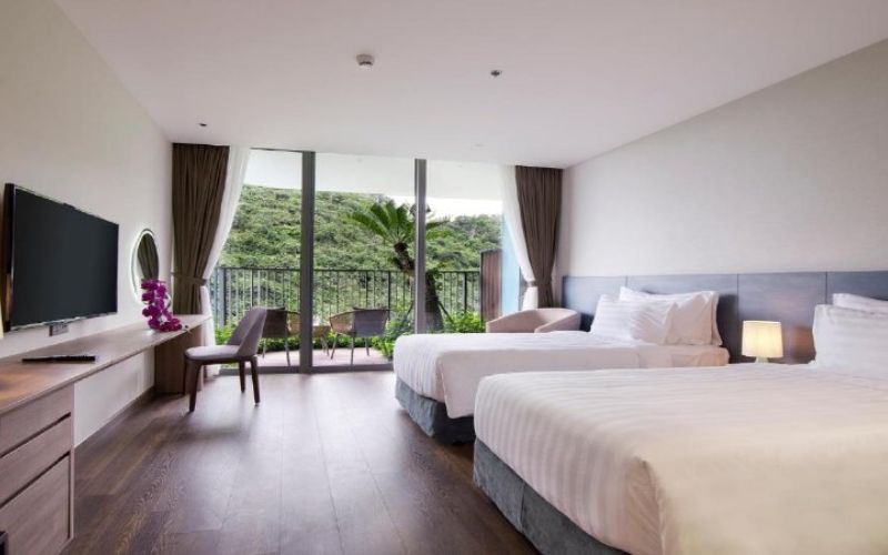 flamingo-cat-ba-beach-resort-2