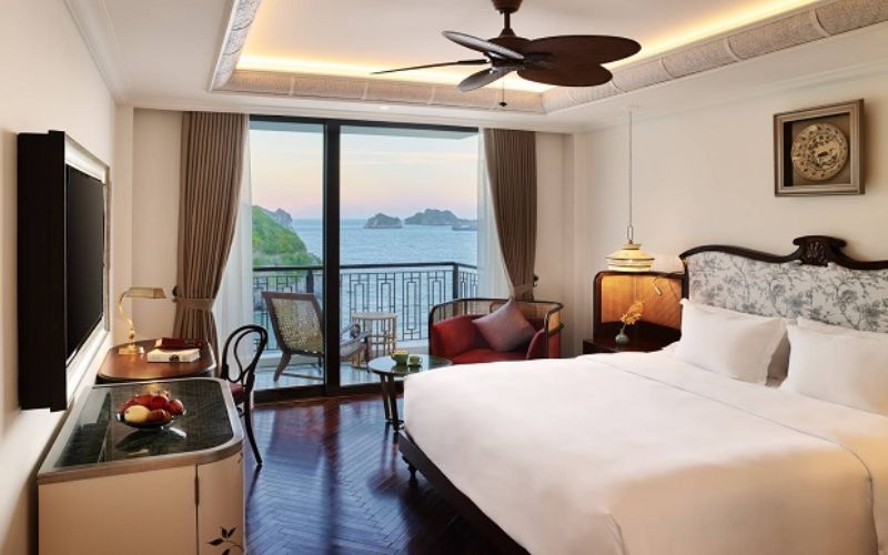 khách sạn 5 sao cát bà​