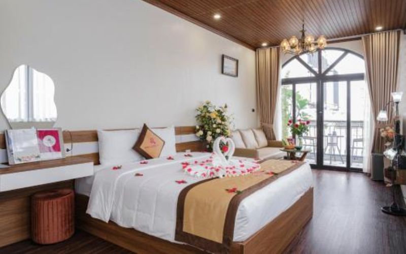 roza-palace-hotel-cat-ba