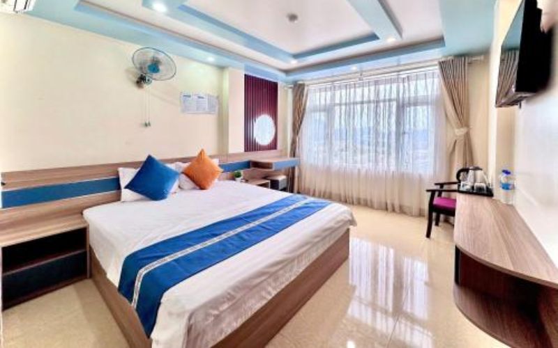 Sea View Hotel Cát Bà